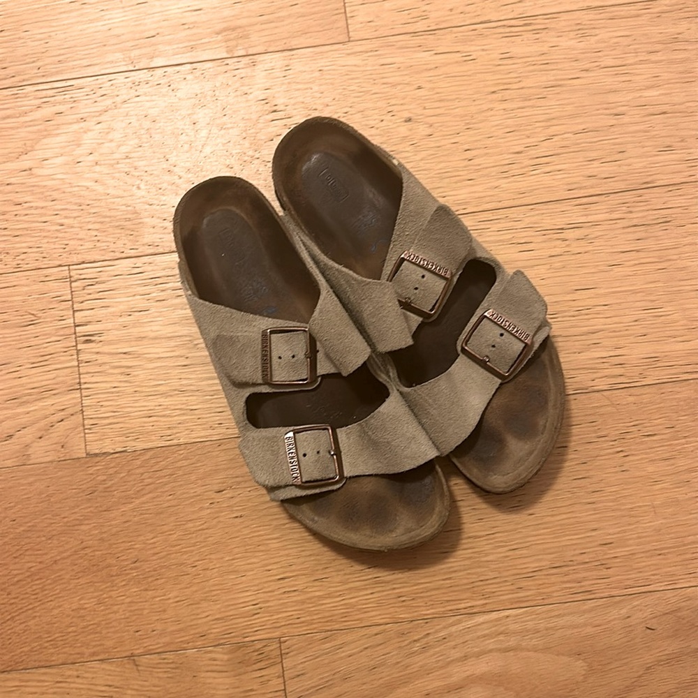 Suede natural Birkenstock sandals